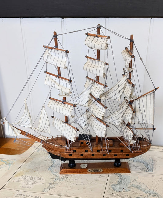 Mayflower model ship