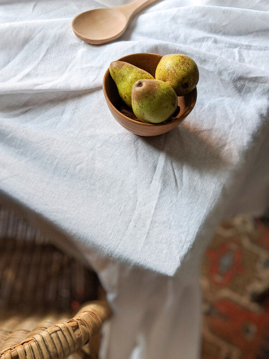 white-tablecloth-sami-couper-pure-irish-linen-hobart-tasmania